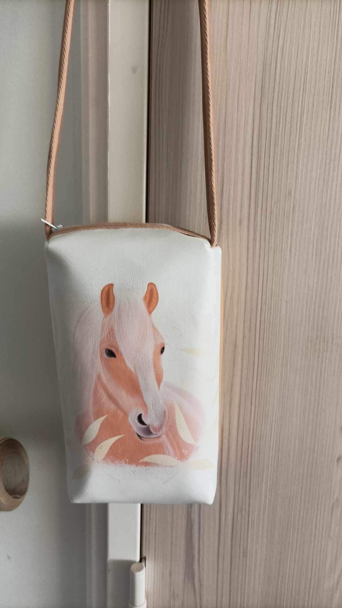 Cassoliv coupon tissu cheval en simili cuir 20x30cm